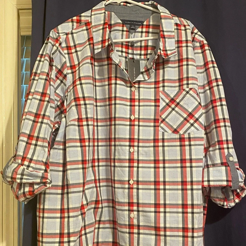 Tommy Hilfiger Women’s 2X Plus size long sleeve cotton button down.. NWT - Picture 1 of 3